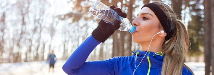 S'hydrater pendant les sports d'hiver