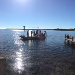 Panorama tournage Velleminfroy scène ponton bateau